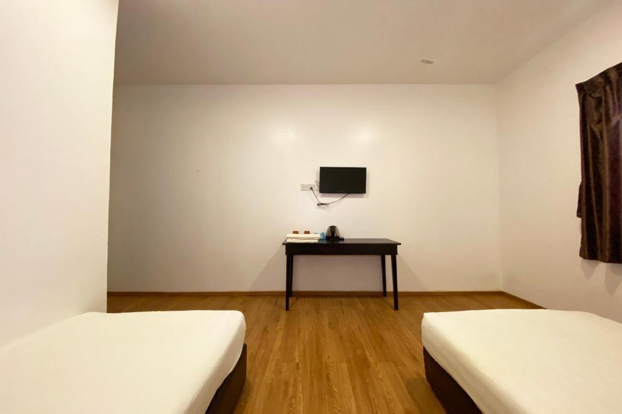 Oyo 90257 Rocky Mountain Lodge Kampong Kundassan エクステリア 写真