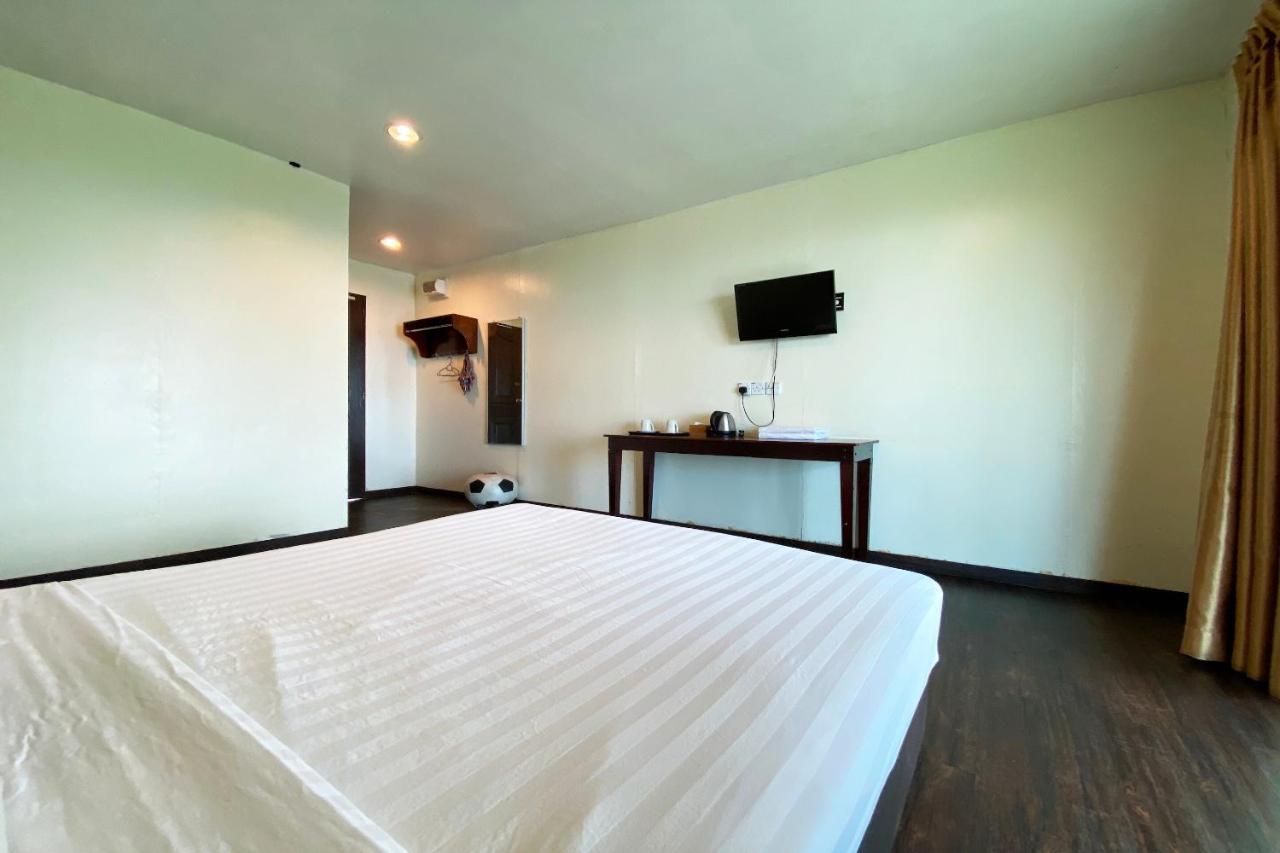 Oyo 90257 Rocky Mountain Lodge Kampong Kundassan エクステリア 写真