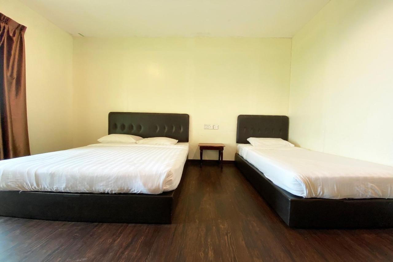 Oyo 90257 Rocky Mountain Lodge Kampong Kundassan エクステリア 写真