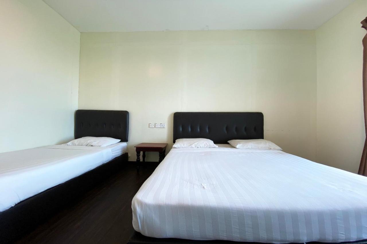 Oyo 90257 Rocky Mountain Lodge Kampong Kundassan エクステリア 写真