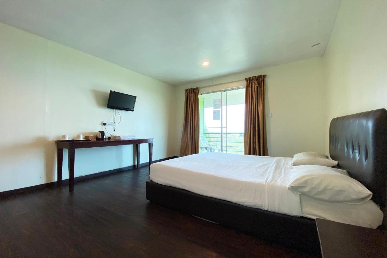 Oyo 90257 Rocky Mountain Lodge Kampong Kundassan エクステリア 写真